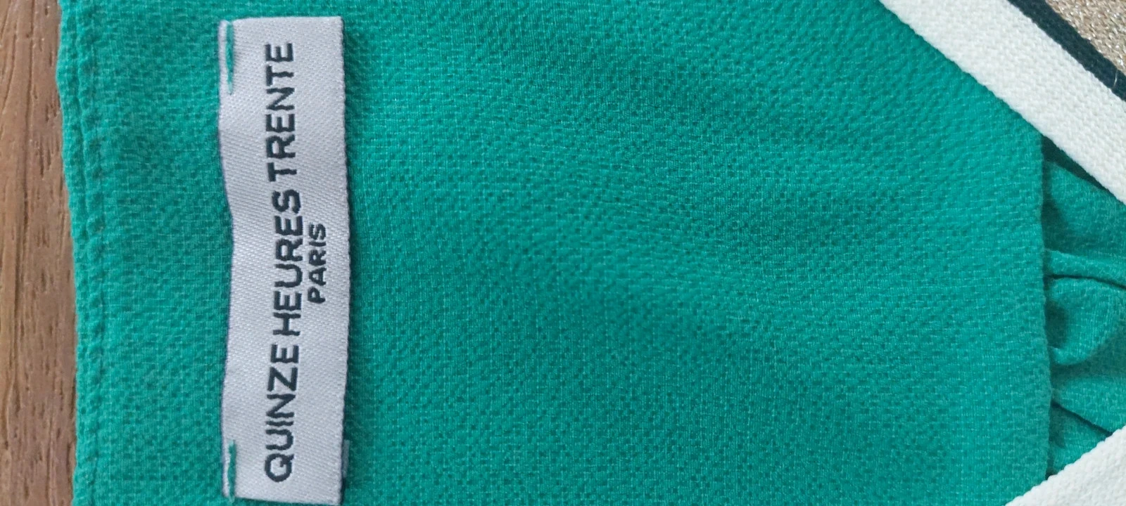 Debardeur vert avec col V style tennis - Taille L - Excellent etat – photo 6